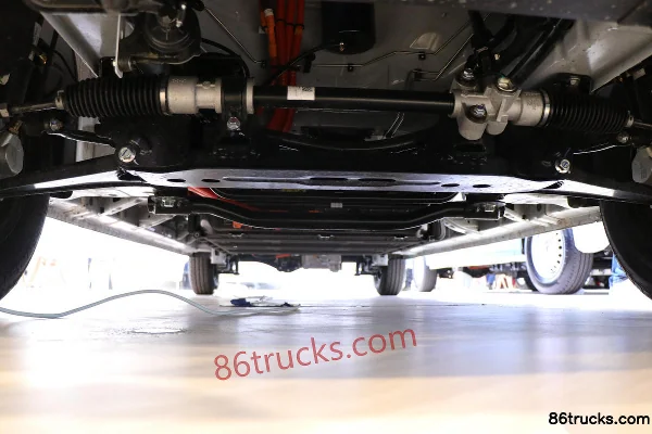 Dongfeng eStar V5 5,27 m camion fourgon électrique pur (autonomie 260 km) 41,86 kWh Châssis (3) | 86Trucks