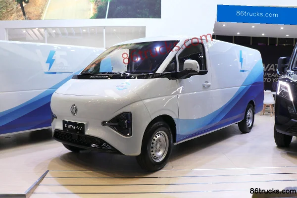 Dongfeng eStar V7 5.27m Electric Van Truck (310km range) 53.58kWh Exterior (3) | 86Trucks