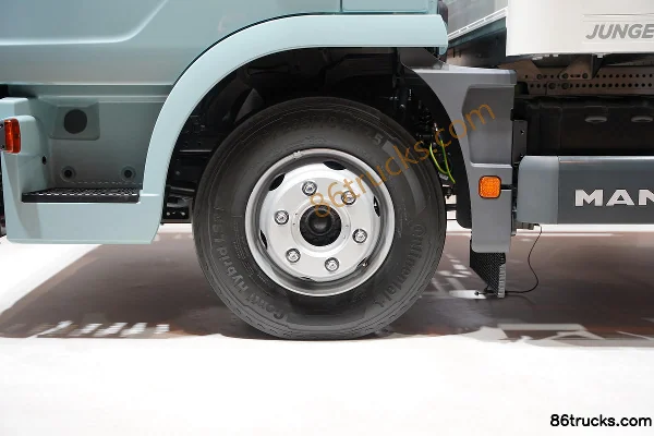 MAN eTGL camion porteur 12T fourgon électrique pur 6,5 m (eTGL 12.285) 4X2(6 roues) Châssis (1) | 86Trucks
