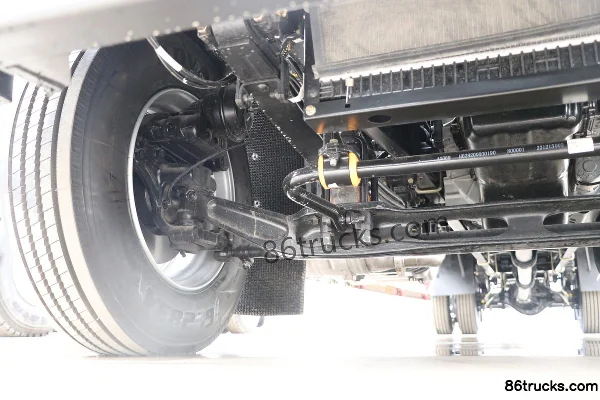 Beijing Trucks Fendou 350 ch 4X2(6 roues) 9,7 m AMT automatique camion porteur fourgon Châssis (2) | 86Trucks