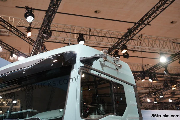 MAN eTGX Heavy Truck 6X2(8 wheels) Electric Cargo Truck (eTGX 27.449) Exterior (3) | 86Trucks