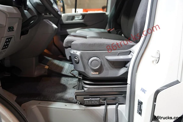 MAN TGE 202 ch 4X4(6 roues) quatre roues motrices camion benne double cabine (TGE 3.200) (3) | 86Trucks