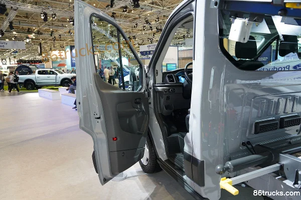 Ford Transit 165hp 4X2(6 wheels) Dump Truck Cab (1) | 86Trucks