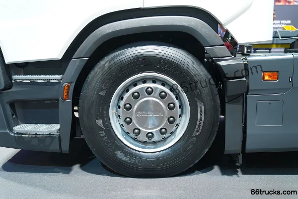 Scania 40R Series Heavy Truck 6X2(8 wheels) Electric Cargo Truck 624kWh Chassis (1) | 86Trucks