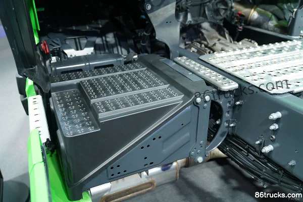 Scania New R Series 460hp 4X2(6 wheels) AMT Automatic Tractor Truck Chassis (3) | 86Trucks
