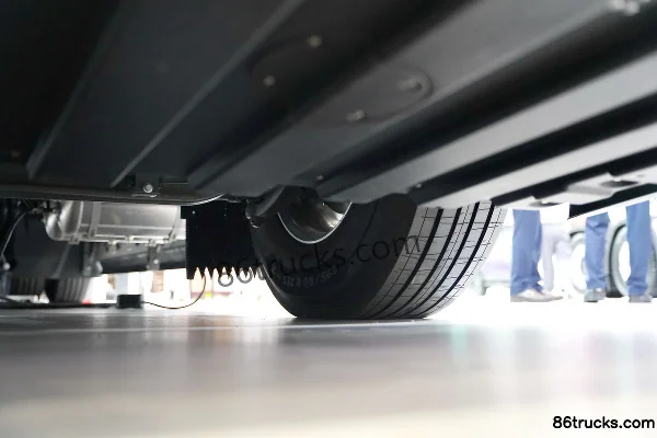 Sinotruk Huanghe X7 4X2(6 roues) tracteur routier à hydrogène Châssis (3) | 86Trucks