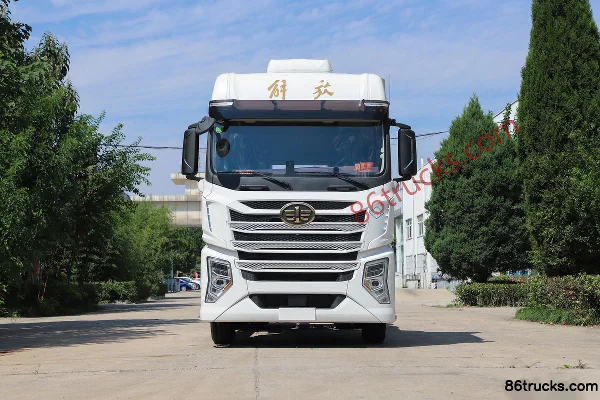 FAW Jiefang Qingdao Yingtu First Class Cabin 580hp 6X4(10 wheels) LNG Automatic Tractor Truck Exterior (2) | 86Trucks