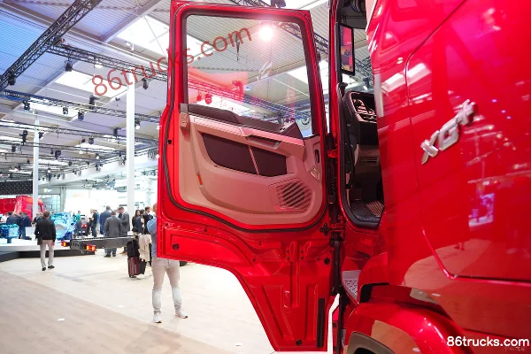 DAF XG+ 530 ch 4X2(6 roues) tracteur routier AMT automatique Cabine (2) | 86Trucks