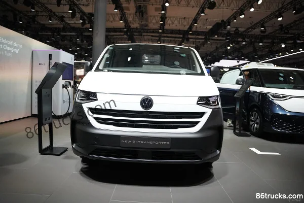 Volkswagen E Transporter panel van Exterior (2) | 86Trucks