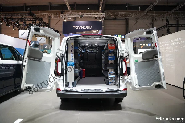 Volkswagen E Transporter panel van Cargo Box (3) | 86Trucks