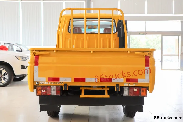 Qingling Isuzu 100P 130hp 4X2(6 wheels) 2.065m double-row flatbed light truck Body (2) | 86Trucks