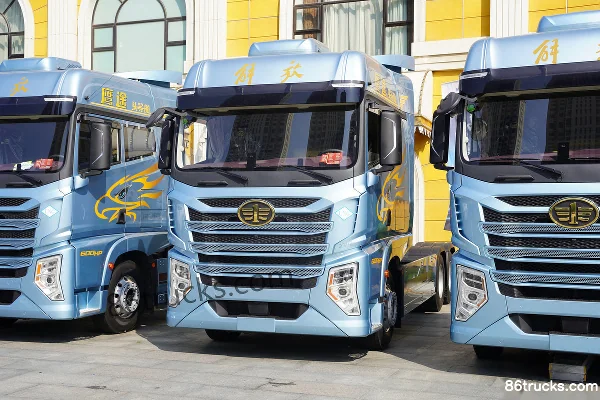 FAW Jiefang Qingdao Yingtu First Class Cabin 600 hp 6X4(10 wheels) LNG Automatic Tractor Truck (FAW Jiefang 12-speed) (Hydraulic Retarder) E