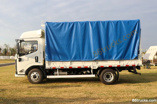 JMC Lexing E-Luda 4.5T 4.2m Single Row Pure Electric Cargo Box Light Truck (Air Brake) 100.464kWh 4X2(6 wheels) Exterior (3) | 86Trucks