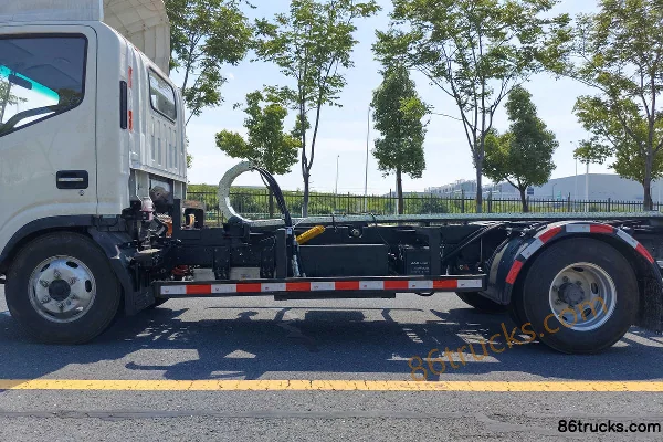 JAC Shuailing ES6 4.5T single-row pure electric swap-body light truck 63.75kWh 4X2(6 roues) Cabine (1) | 86Trucks