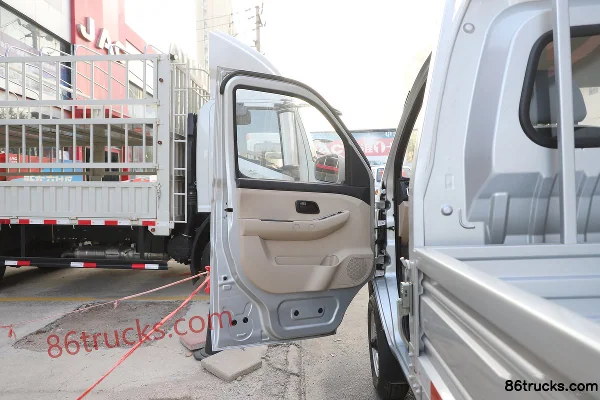 JAC micro truck Duomi EV1 2.8T 3.05m single-row pure electric flatbed micro truck 41.86kWh 4X2(6 wheels) Interior (1) | 86Trucks