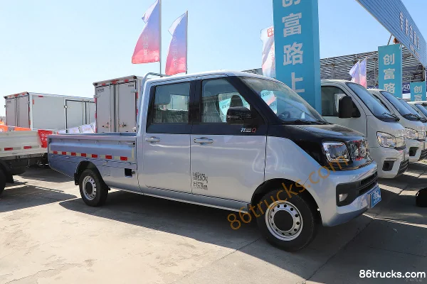 Foton XianglingQ Integrated Luxury 1.3L 91hp 4X2(6 wheels) Gasoline 2.1m Double Row Flatbed Mini Truck (Single Rear Tire) Exterior (3) | 86T