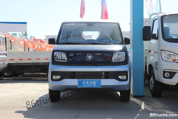 Foton XianglingQ Integrated Luxury 1.3L 91hp 4X2(6 wheels) Gasoline 2.1m Double Row Flatbed Mini Truck (Single Rear Tire) Exterior (2) | 86T