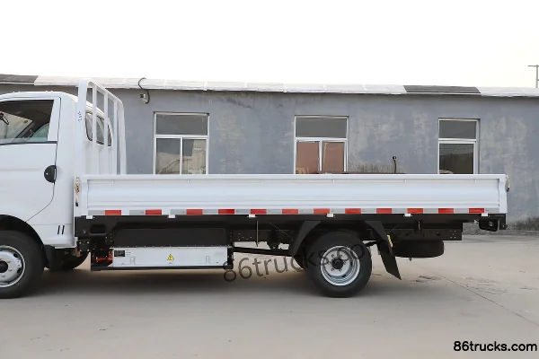 Kama Ruihang EV 2024 3.5T 3.98m Single Row Pure Electric Flatbed Micro Truck 57.6kWh 4X2(6 wheels) Body (1) | 86Trucks