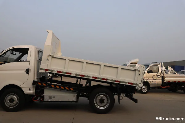 Kama Ruihang EV 4.5T 2.915 m single-row pure electric dump truck 54.912 kWh 4X2(6 wheels) Body (2) | 86Trucks