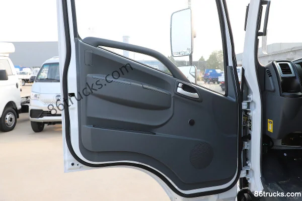Kama Kaijie EV 4,5 T 4,16 m camion plateau électrique simple cabine 81,144 kWh 4X2(6 roues) Intérieur (2) | 86Trucks