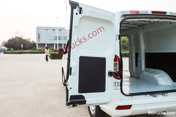 Kama Junhang ES7 3.2T 2-seat 5.265m pure electric panel van 41.86kWh Cargo Box (2) | 86Trucks