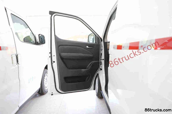 Ruichi EC75 Xianfeng I 2 places fourgon électrique fermé Ganfeng 41,5 kWh Cabine (1) | 86Trucks