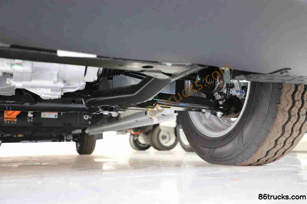 Ruichi EC75 Xianfeng I 2 places fourgon électrique fermé Ganfeng 41,5 kWh Châssis (3) | 86Trucks