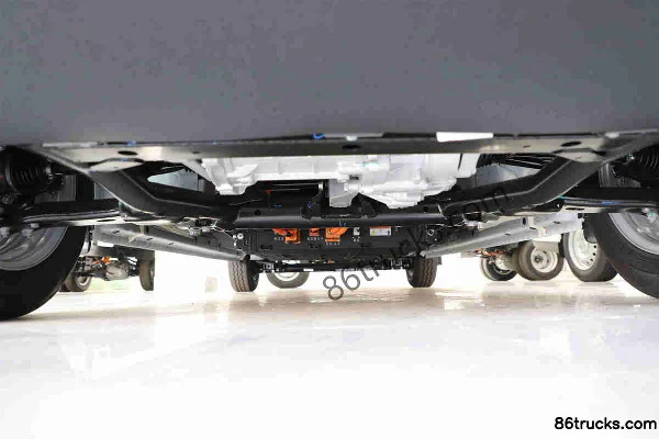 Ruichi EC75 Xianfeng I 2 places fourgon électrique fermé Ganfeng 41,5 kWh Châssis (1) | 86Trucks