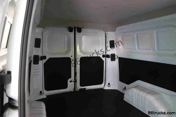 Ruichi EC75 Xianfeng I 2 places fourgon électrique fermé Ganfeng 41,5 kWh Caisse (3) | 86Trucks