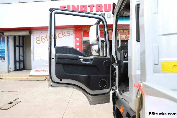 Sinotruk HOWO Hanjiang PRO 155 ch 4X2(6 roues) 4,15 m camion léger à ridelles, cabine simple (Fast Gear 6 vitesses) (1) | 86Trucks