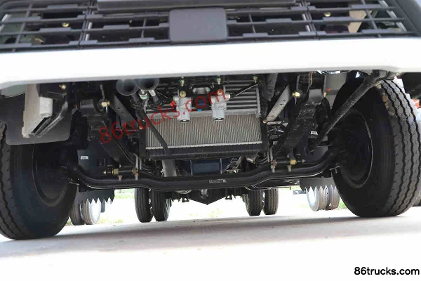 Sinotruk HOWO Hanjiang PRO 155 ch 4X2(6 roues) 4,15 m camion léger à ridelles, cabine simple (Fast Gear 6 vitesses) Châssis (1) | 86Trucks