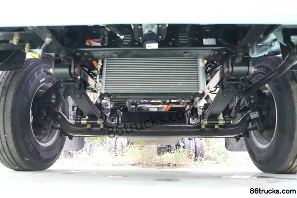 SHACMAN Commercial Vehicle Zhiyun S300 4.5T 4.2m single-row pure electric van light truck (air brake) 100.46kWh 4X2(6 wheels) Chassis (1)