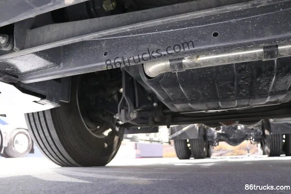 Dongfeng HS7 590 ch 6X4(10 roues) tracteur routier LNG automatique (retardateur hydraulique) Châssis (2) | 86Trucks
