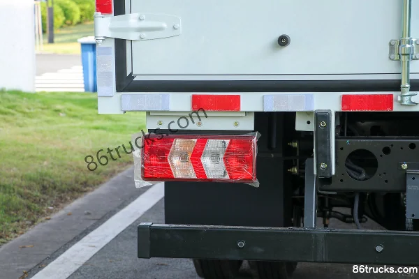 SHACMAN Commercial Vehicle Zhiyun S300 Tianxing Edition 4.5T 4.2m Single Row Cab Pure Electric Van Light Truck (Air Brake) 100.07kWh 4X2(6 w