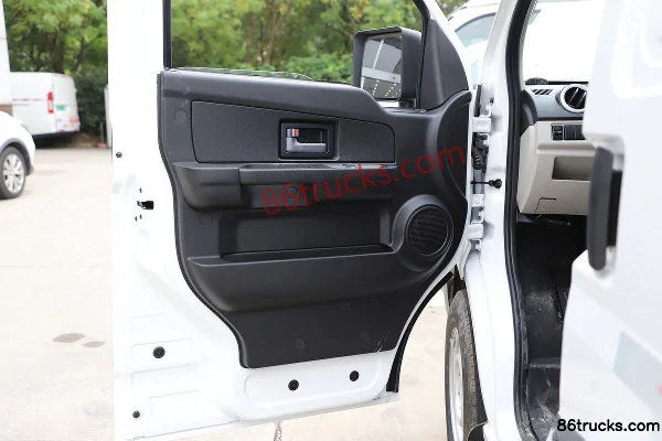 Ruichi EC35V 2023 Standard Edition 2.6T 2-Seat 4.518m Electric Panel Van 38.64kWh Cab (2) | 86Trucks