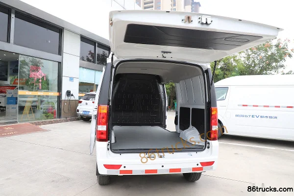 Ruichi EC35V 2023 Standard Edition 2.6T 2-Seat 4.518m Electric Panel Van 38.64kWh Cargo Box (2) | 86Trucks