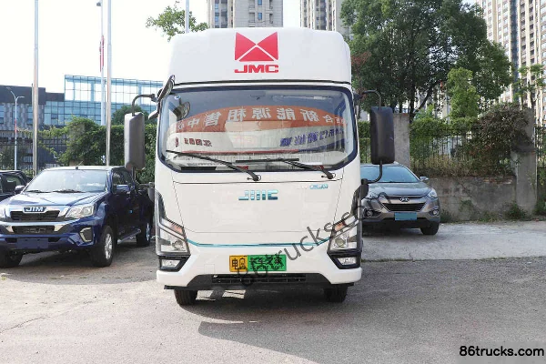 JMC E-Luda Medium Body Version Express et Logistique Frein Hydraulique 4,2 m camion léger électrique pur fourgon, cabine simple, CATL 77,28