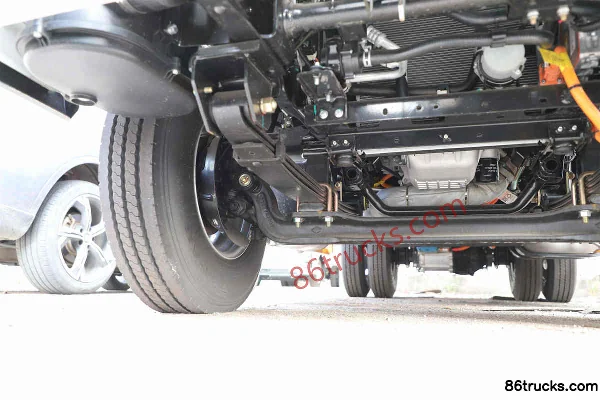 JMC Shunda EV 4.5T 4.155m Single Row Plug-in Hybrid Van Light Truck 18.43kWh 4X2(6 wheels) Chassis (2) | 86Trucks