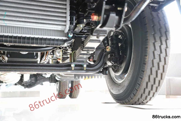 JMC Shunda Small Truck Zhifu Edition Luxury 122 hp 4X2(6 wheels) 3.7m Single Row Van Light Truck (China VI) Chassis (3) | 86Trucks