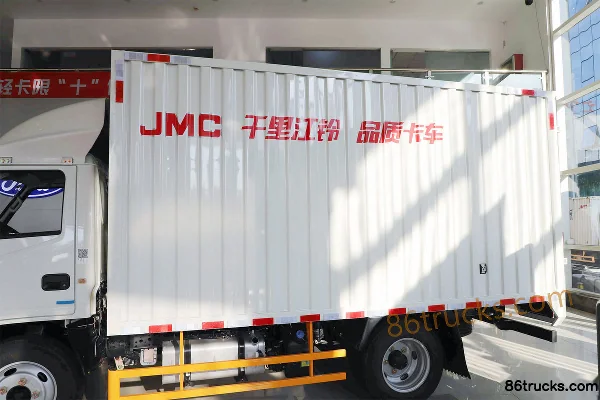 JMC Shunda Small Truck Zhifu Edition Luxury 122 hp 4X2(6 wheels) 3.7m Single Row Van Light Truck (China VI) Body (1) | 86Trucks