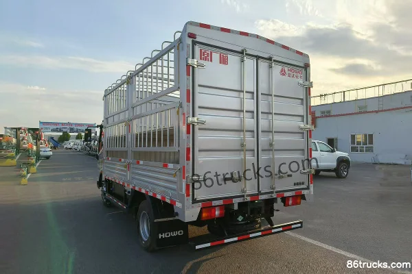 Sinotruk HOWO Hanjiang 3.0L 140hp 4X2(6 wheels) CNG 4.15m single-row stake truck Exterior (3) | 86Trucks
