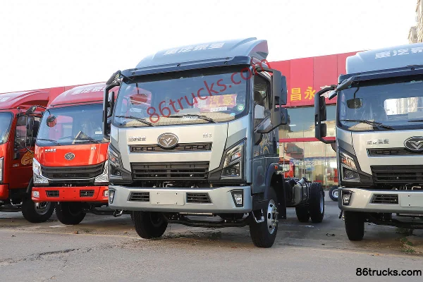 Sinotruk Niu Qi Chong Tian 180 ch 4X2(6 roues) camion léger à ridelles à cabine simple 4,15 m (empattement 3650) Extérieur (3) | 86Trucks
