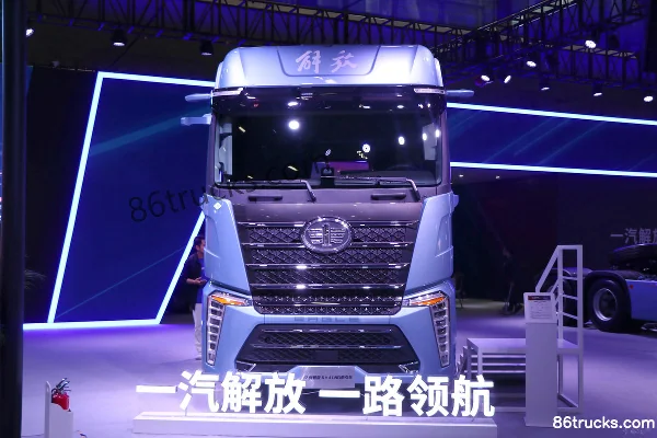FAW Jiefang J7 camion lourd Édition Chuangling 600 ch 6X4(10 roues) tracteur routier automatique LNG (ralentisseur hydraulique) Extérieur (2