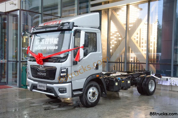 Sinotruk HOWO Hanjiang PRO 165hp 4X2(6 wheels) 4.15m AMT Automatic Single Row Van Light Truck Exterior (3) | 86Trucks