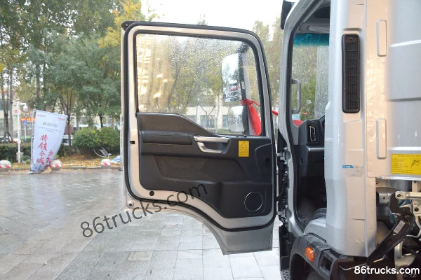 Sinotruk HOWO Hanjiang PRO 165hp 4X2(6 wheels) 4.15m AMT Automatic Single Row Van Light Truck Cab (2) | 86Trucks