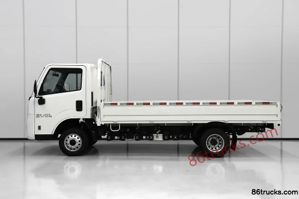 JMC Shunda 2025 Model Pure Electric 4X2(6 wheels) Hydraulic Brake 3.8m Single Row Flatbed Light Truck CATL 49.45kWh Exterior (3) | 86Trucks