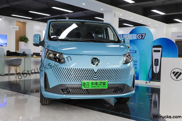 Foton Tuyano Da V 7-seat 5.49m Pure Electric Flat Roof Light Bus 53.58kWh Exterior (2) | 86Trucks