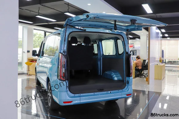 Foton Tuyano Da V 7-seat 5.49m Pure Electric Flat Roof Light Bus 53.58kWh Body (1) | 86Trucks