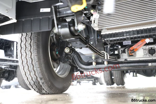 Auman Zhilan EX 4.5T 3.8m single-row pure electric box light truck 77kWh 4X2(6 wheels) Chassis (3) | 86Trucks