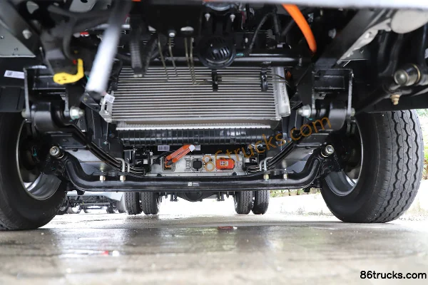 Auman Zhilan EX 4.5T 3.8m single-row pure electric box light truck 77kWh 4X2(6 wheels) Chassis (1) | 86Trucks